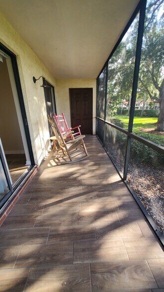 Building Photo - 502 Hammock Pine Blvd