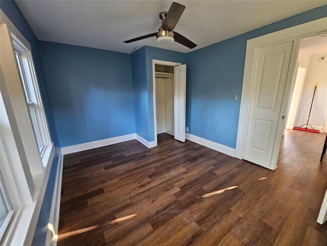 Building Photo - 1339 Miller Reed Ave SE