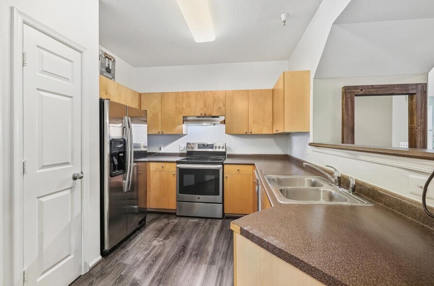 Building Photo - 3015 Nicosh Cir