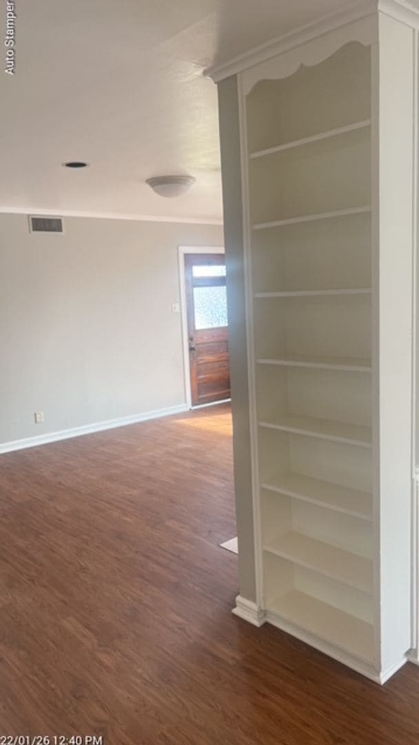 Building Photo - 3200 S Hills Ave