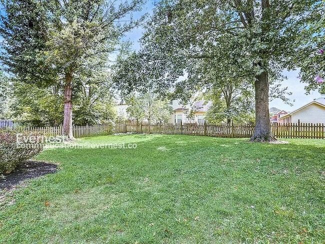 Building Photo - 9015 Tarrington Ln