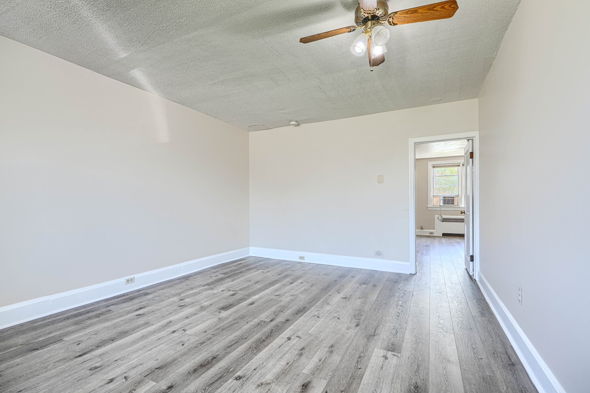 Building Photo - 4041 Wilkens Ave