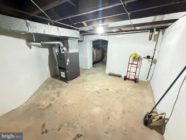 Building Photo - 1535 Willow St