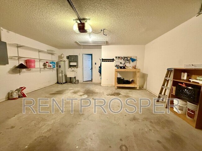 Building Photo - 4010 Wilkes Dr