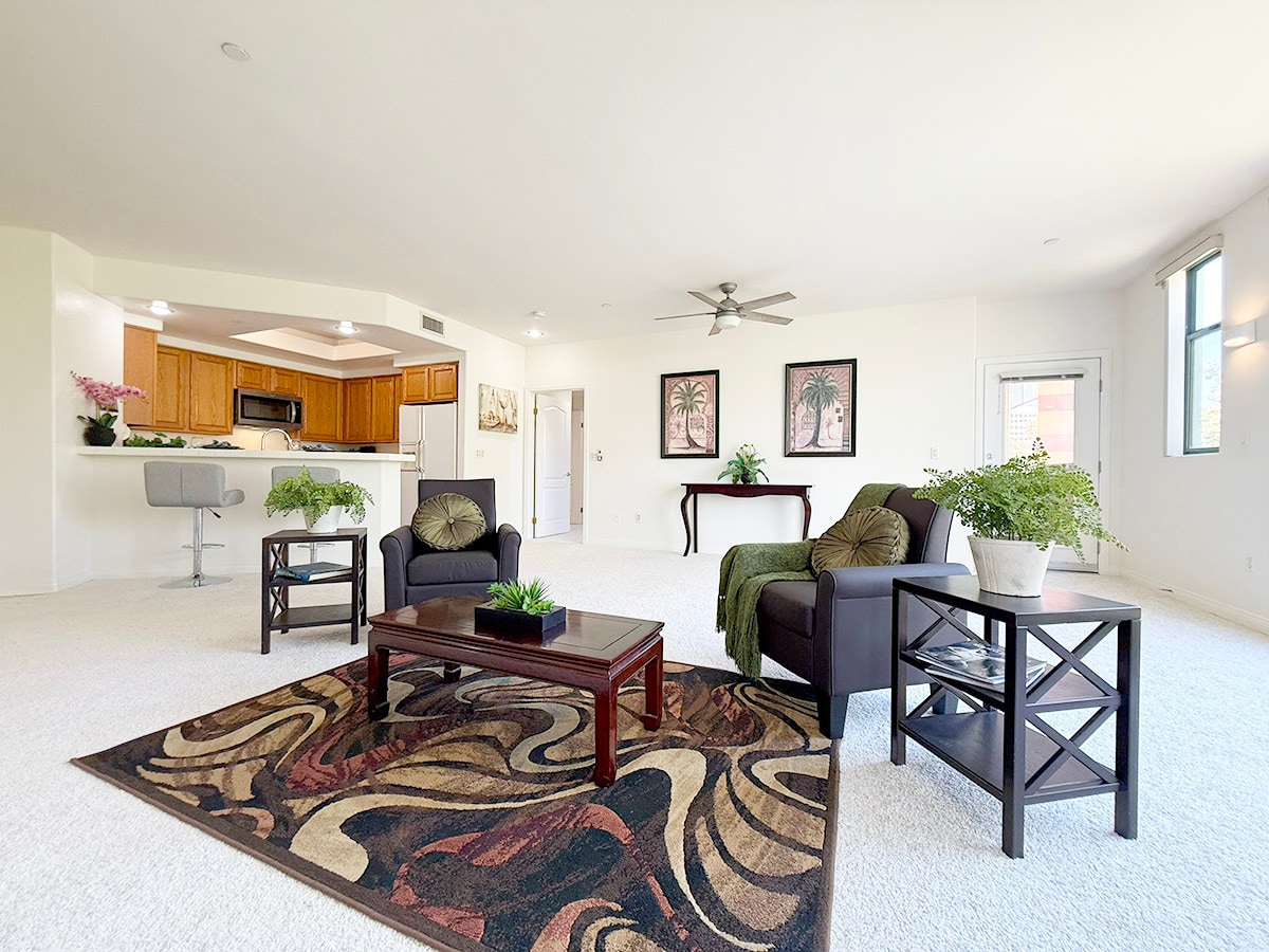 Building Photo - 144 S 3rd St