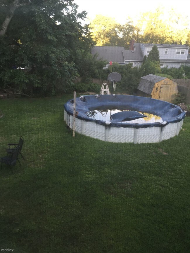 Building Photo - 26 Shady Nook Dr