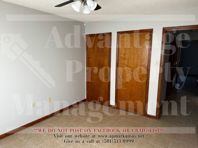 Building Photo - Move-In Ready: Cozy 2-Bedroom Apartment in...