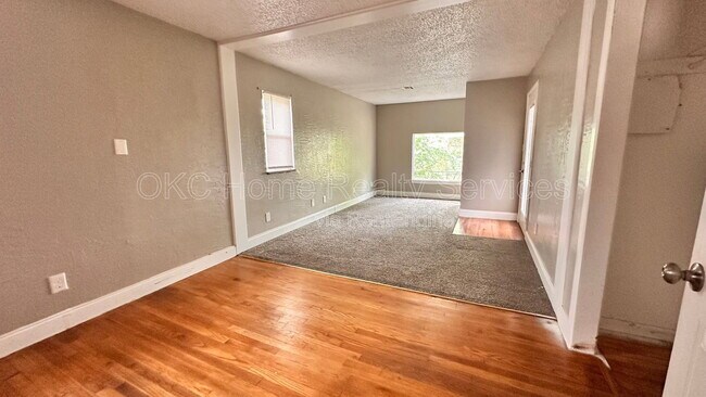 Building Photo - 6808 NW 59th St