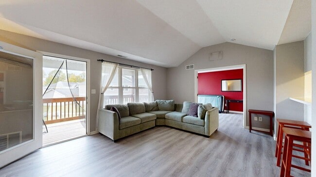 Building Photo - 1265 Millbrook Trail