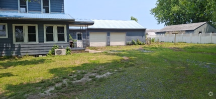 Building Photo - 34905 Gordy Rd