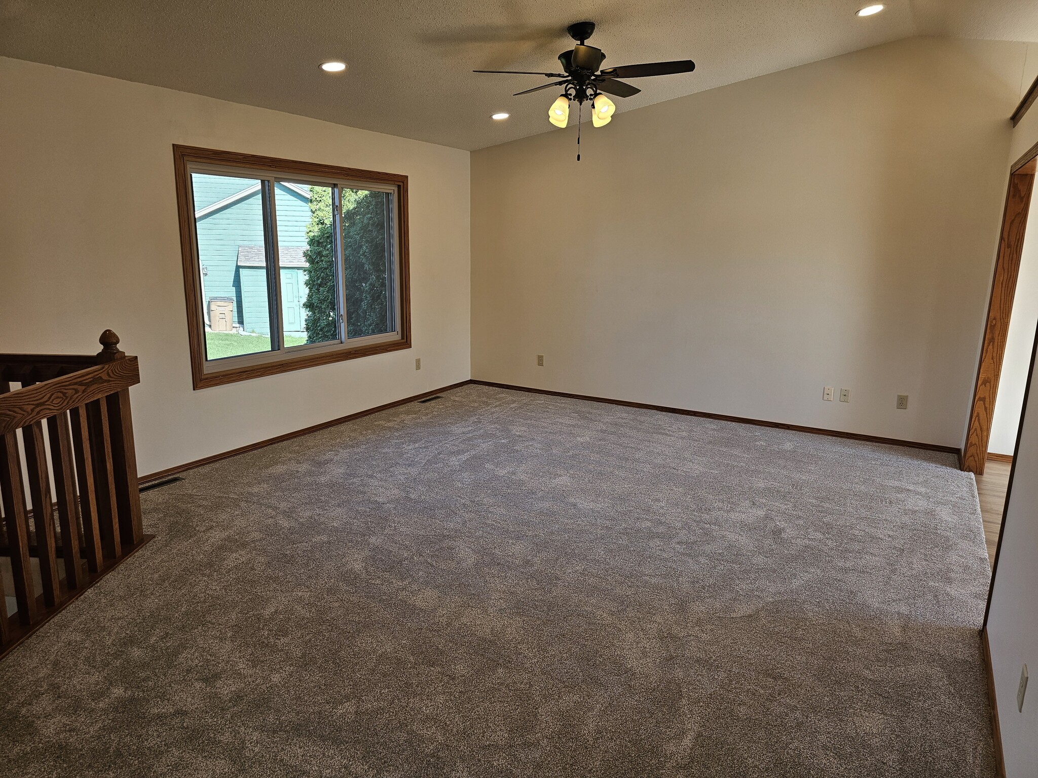 Building Photo - 4601 E Hanna Cir