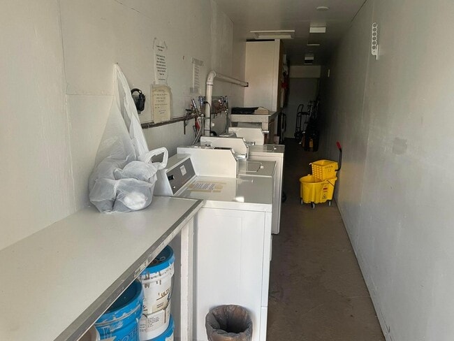 Building Photo - 138 Dorchester H