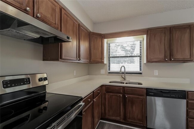 Building Photo - 1001 Wildwood Blvd