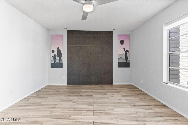 Building Photo - 6201 Escondido Dr