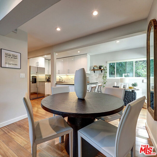 Building Photo - 8326 Ridpath Dr