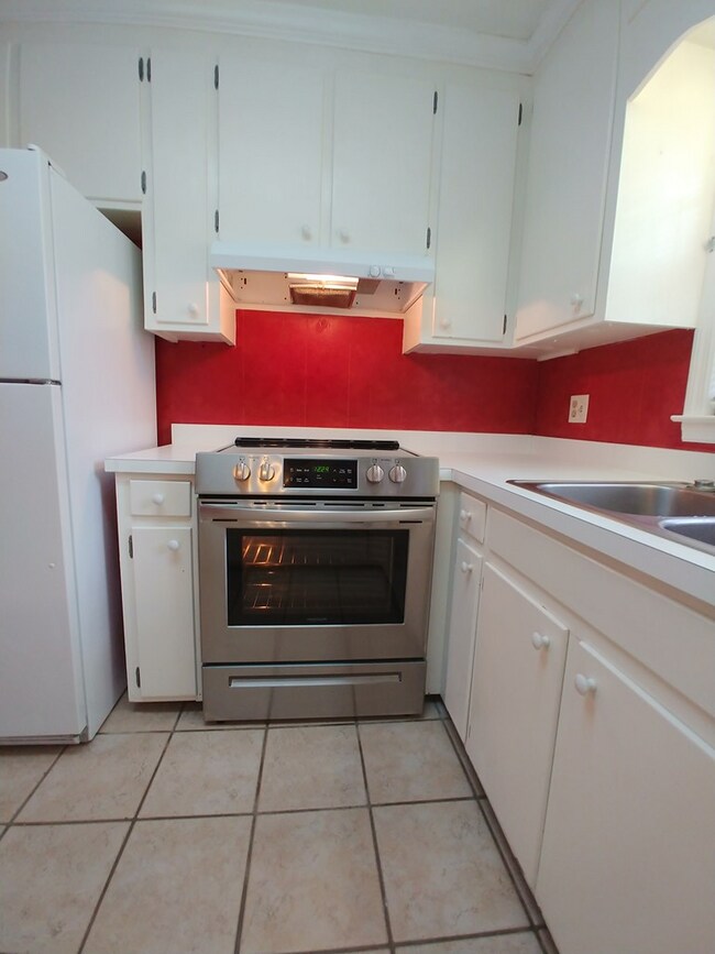 Building Photo - 2625 Partridge Dr