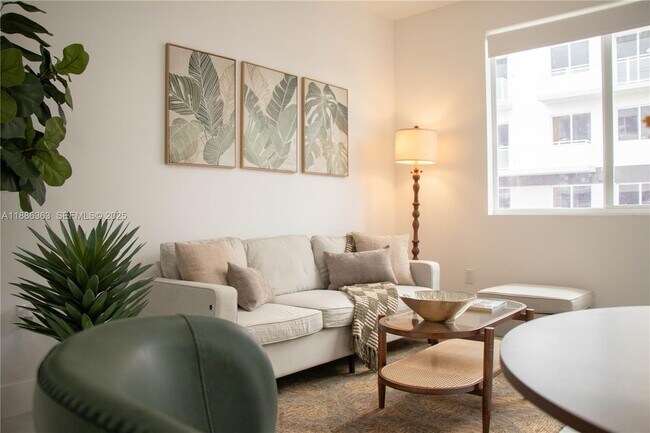 Building Photo - 1455 W 29th St