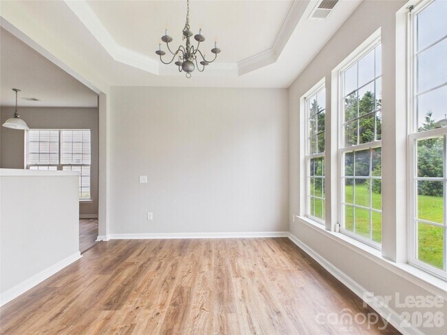 Building Photo - 2204 Arbor Vista Dr