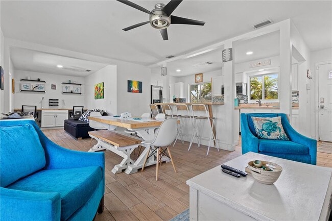 Building Photo - 604 Spencer Ave