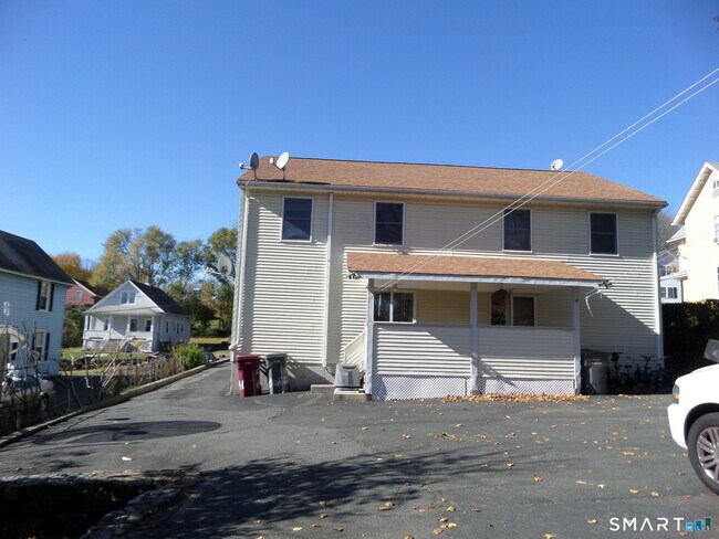 Building Photo - 43 Hoadley St
