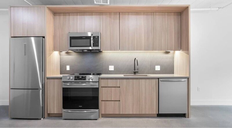 Building Photo - 267 Main St