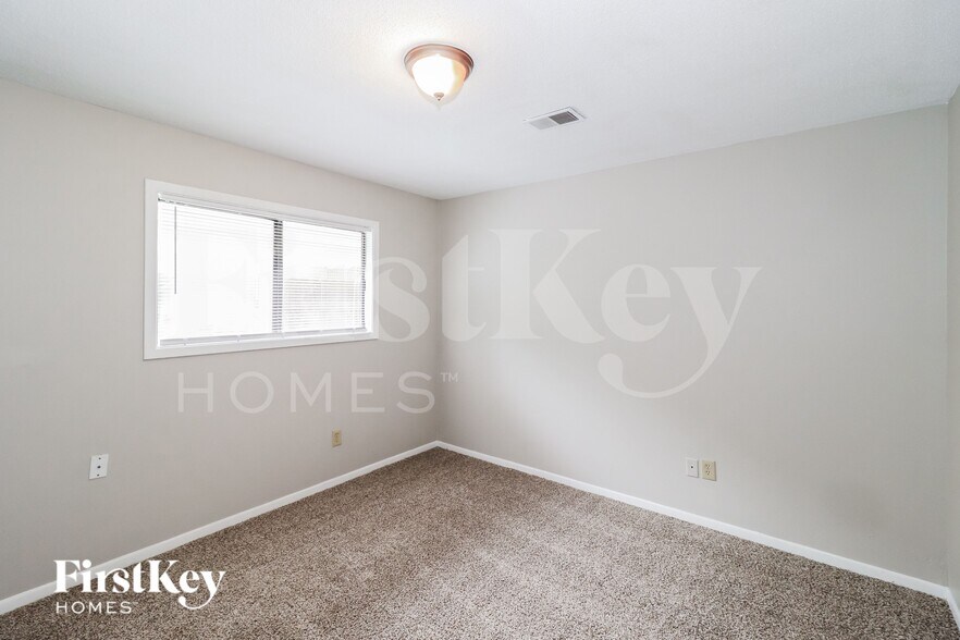 Building Photo - 3998 Ganymede Cove