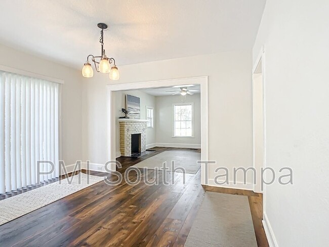 Building Photo - 375 4th St NW