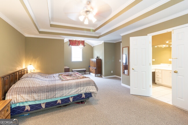 Building Photo - 27 Portico Pl