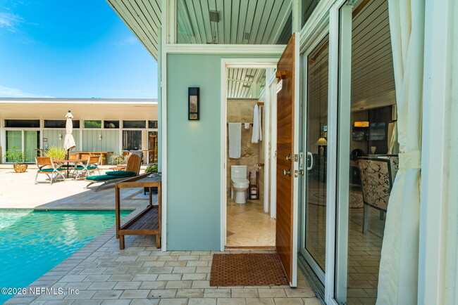 Building Photo - 2337 Seminole Rd