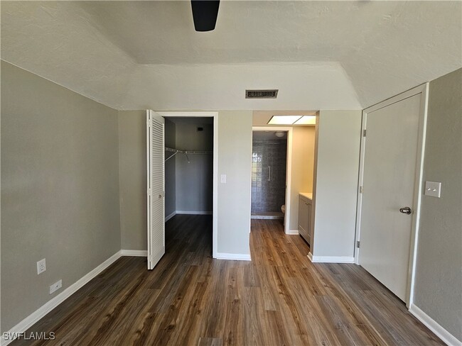 Building Photo - 2231 East 5th Street