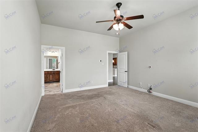 Building Photo - 405 Harcourt Ave