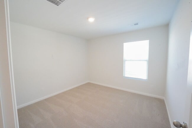 Building Photo - Available Soon!