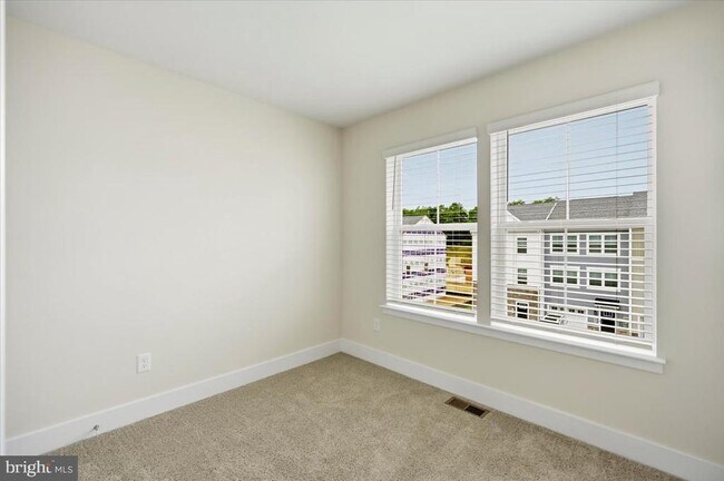 Building Photo - 188 Sioux Lp