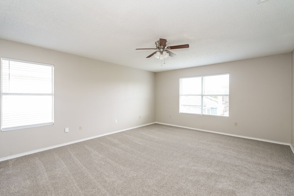 Building Photo - 300 Dakota Ridge Dr