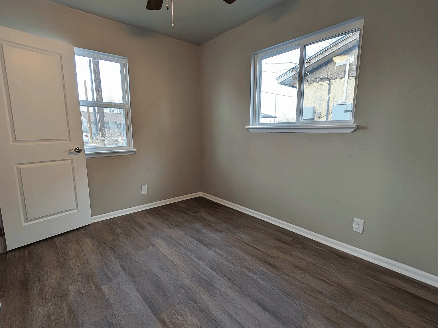 Building Photo - 5802 Magnes Ln