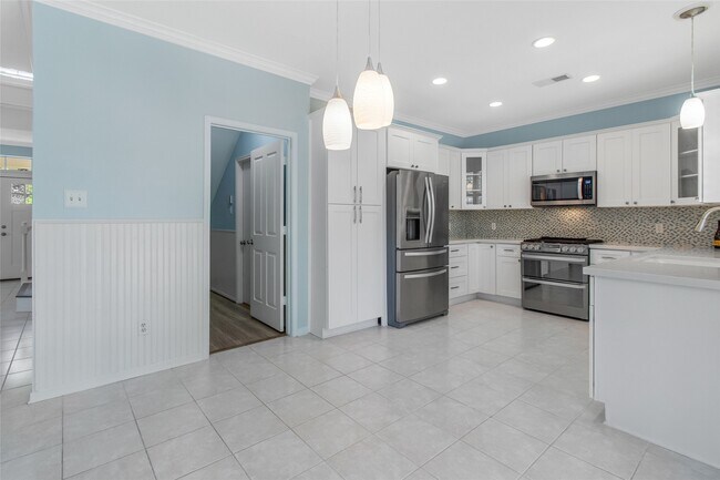 Building Photo - 77 Sugar Grove Ct