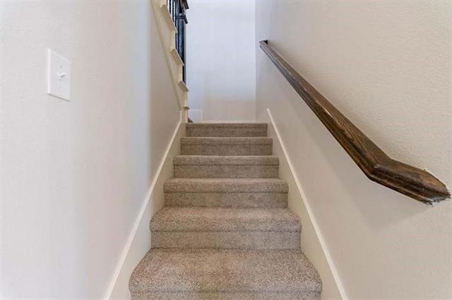 Building Photo - 3927 Cascade Sky Dr