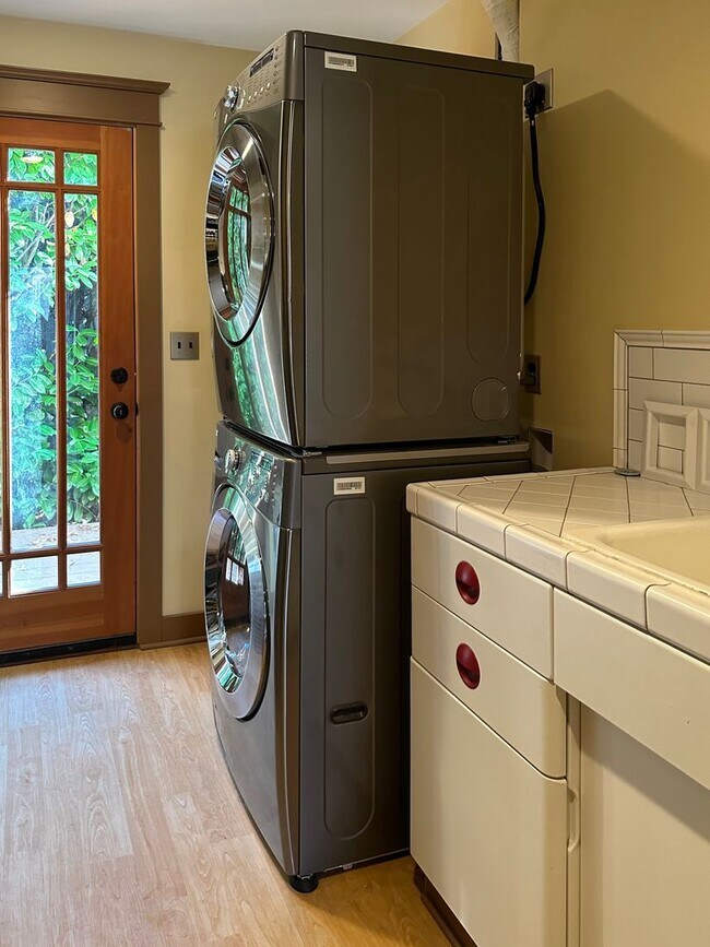 Building Photo - Luxury Craftsman with Spanish Accents & Bo...