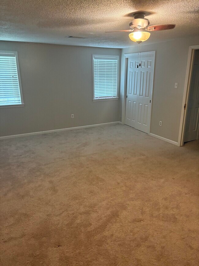 Building Photo - 1150 Tararidge Dr