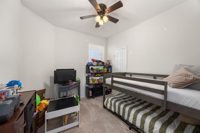 Building Photo - 4727 Prairie Chase Dr
