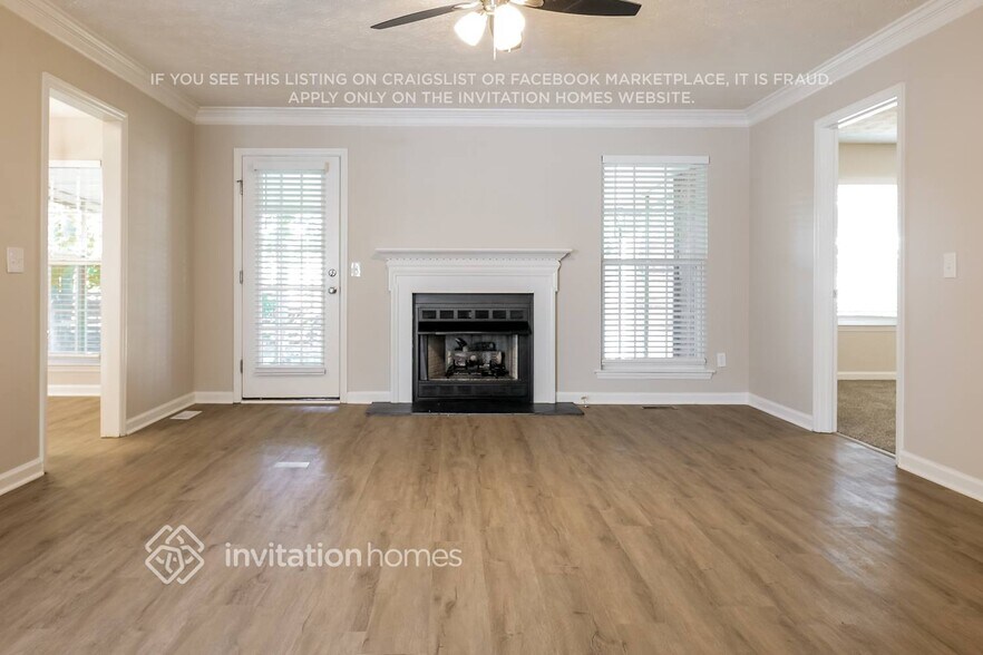 Building Photo - 135 Candle Wood Dr