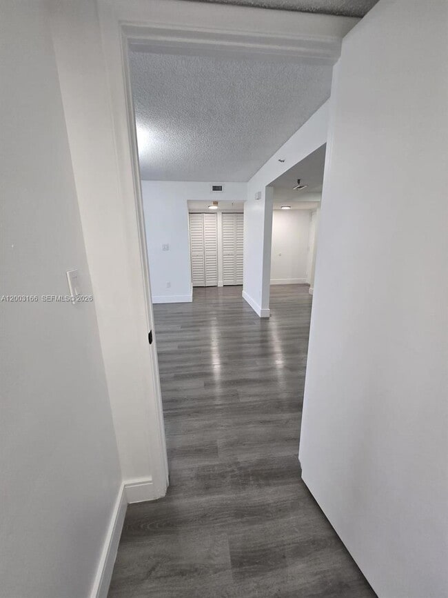 Building Photo - 20840 San Simeon Way