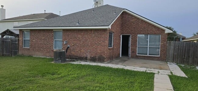 Building Photo - 8406 Taraglen Ct