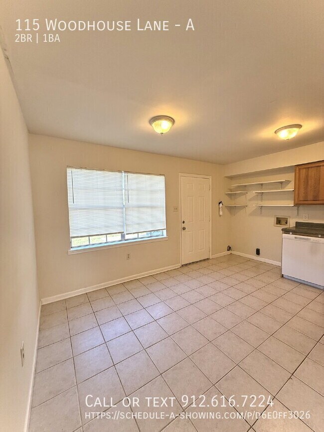 Building Photo - 115 Woodhouse Ln