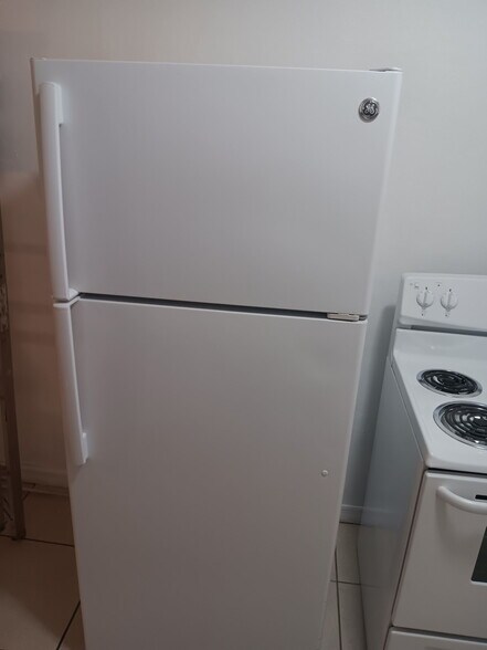 Upgraded appliances - 5501 SW 32nd Ct