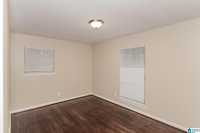 Building Photo - 1508 Brewster Cir