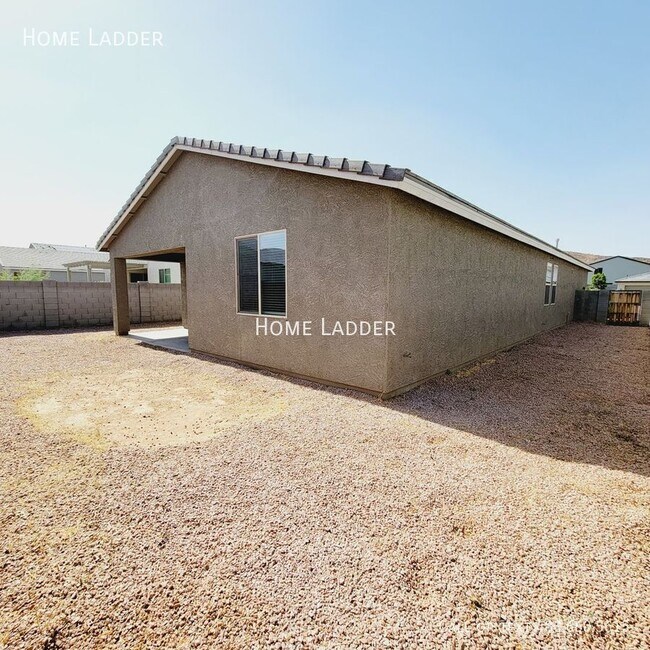 Building Photo - 13337 W Lariat Ln
