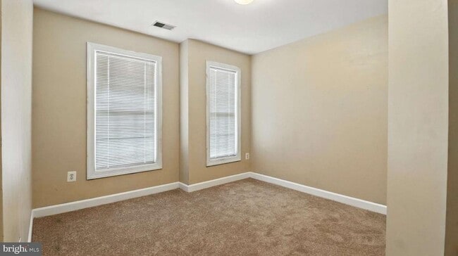 Building Photo - 1572 Penzance Way