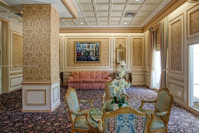 Building Photo - 2500 Parkview Dr