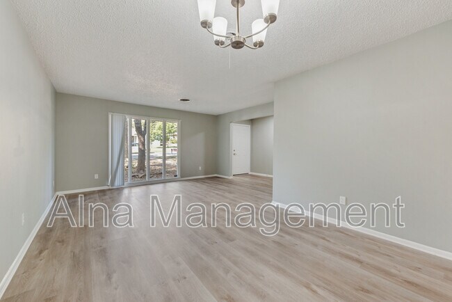 Building Photo - 7320 Monterrey Dr